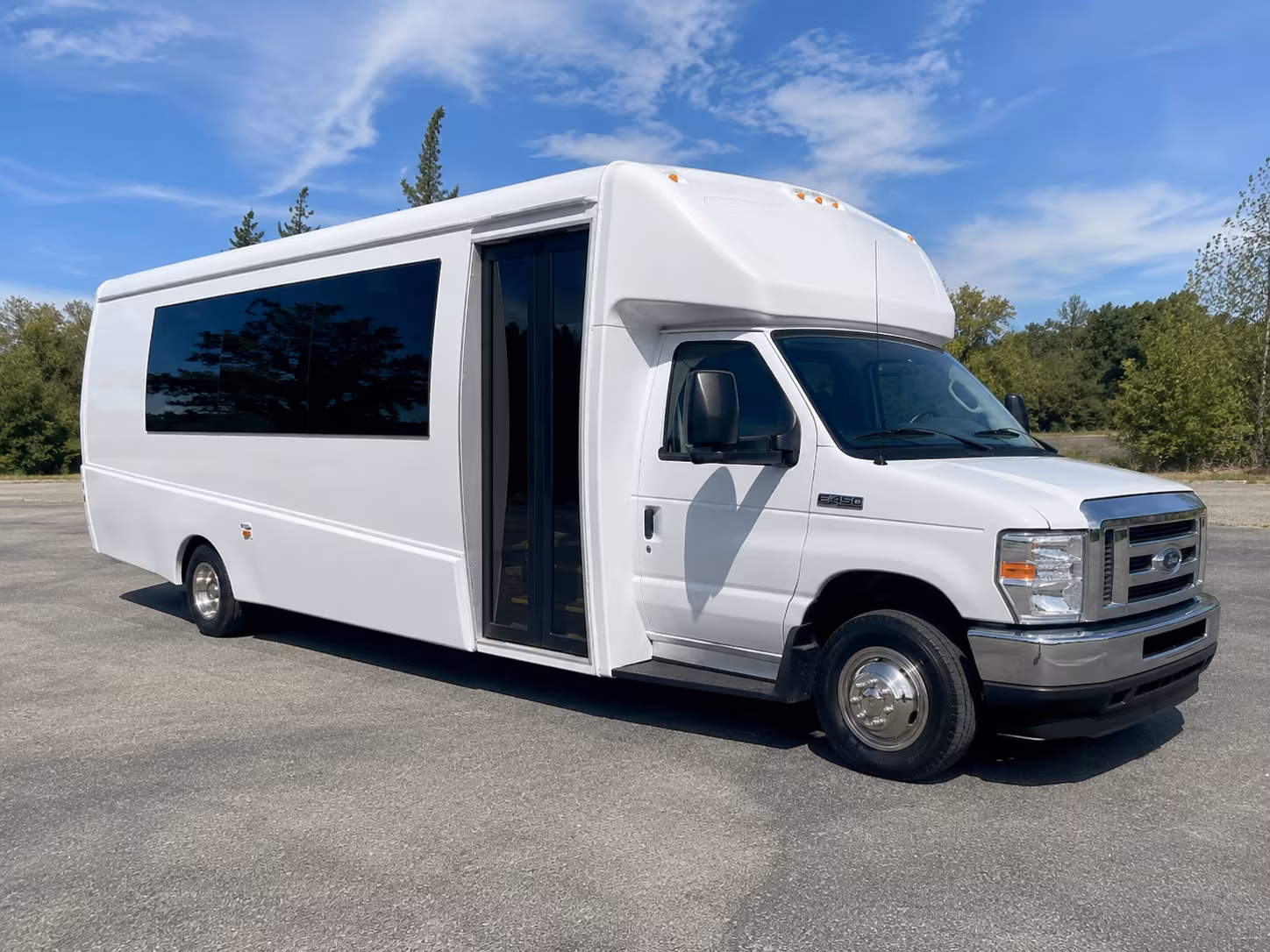 birthday bus rentals for carson groups heading to theme parks and attractions