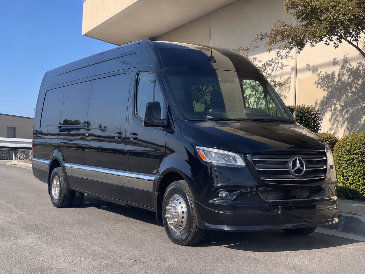 bus rental options for carson trips