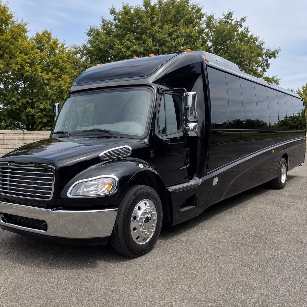 carson 30 passenger minibus