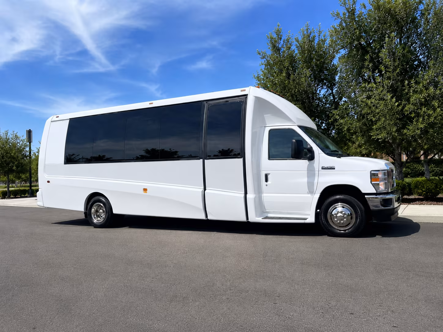 easily book transportation for your next airport transfer 5