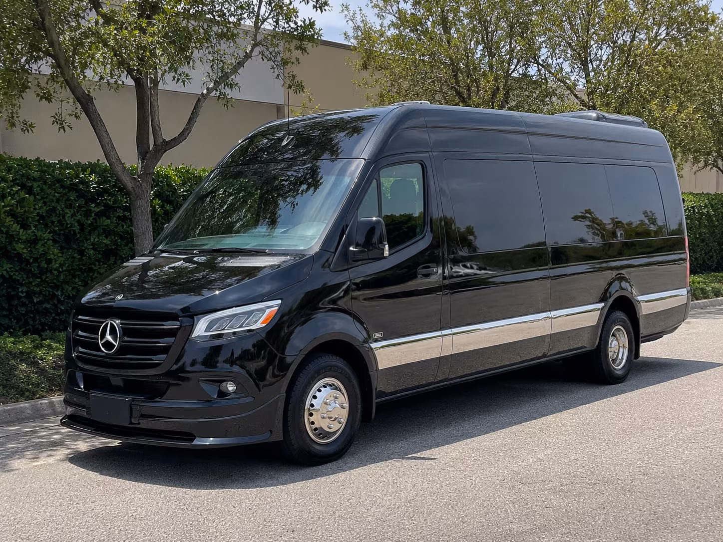 easily book transportation for your next convention or trade show 4