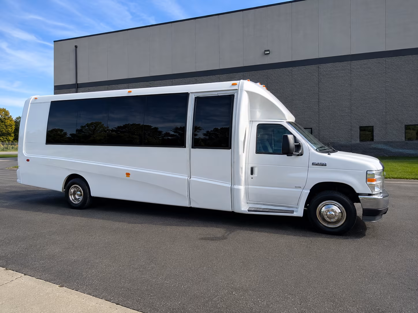 easily book transportation for your next field trip 1