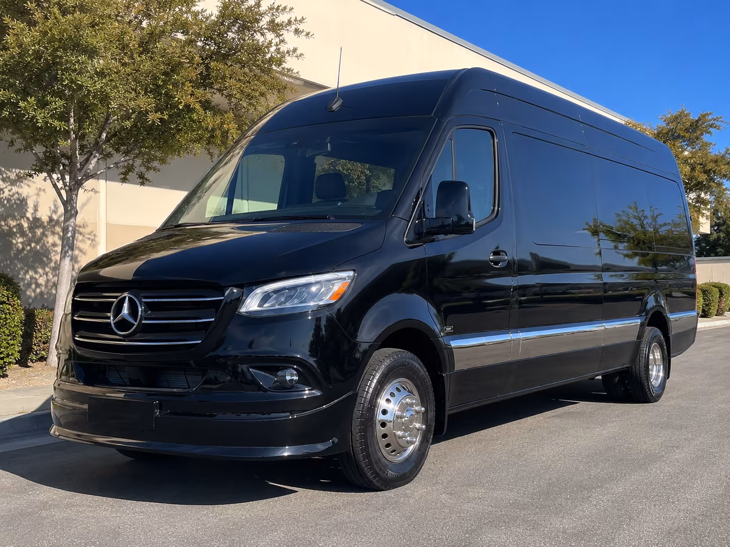 easily book transportation for your next wine tour 3